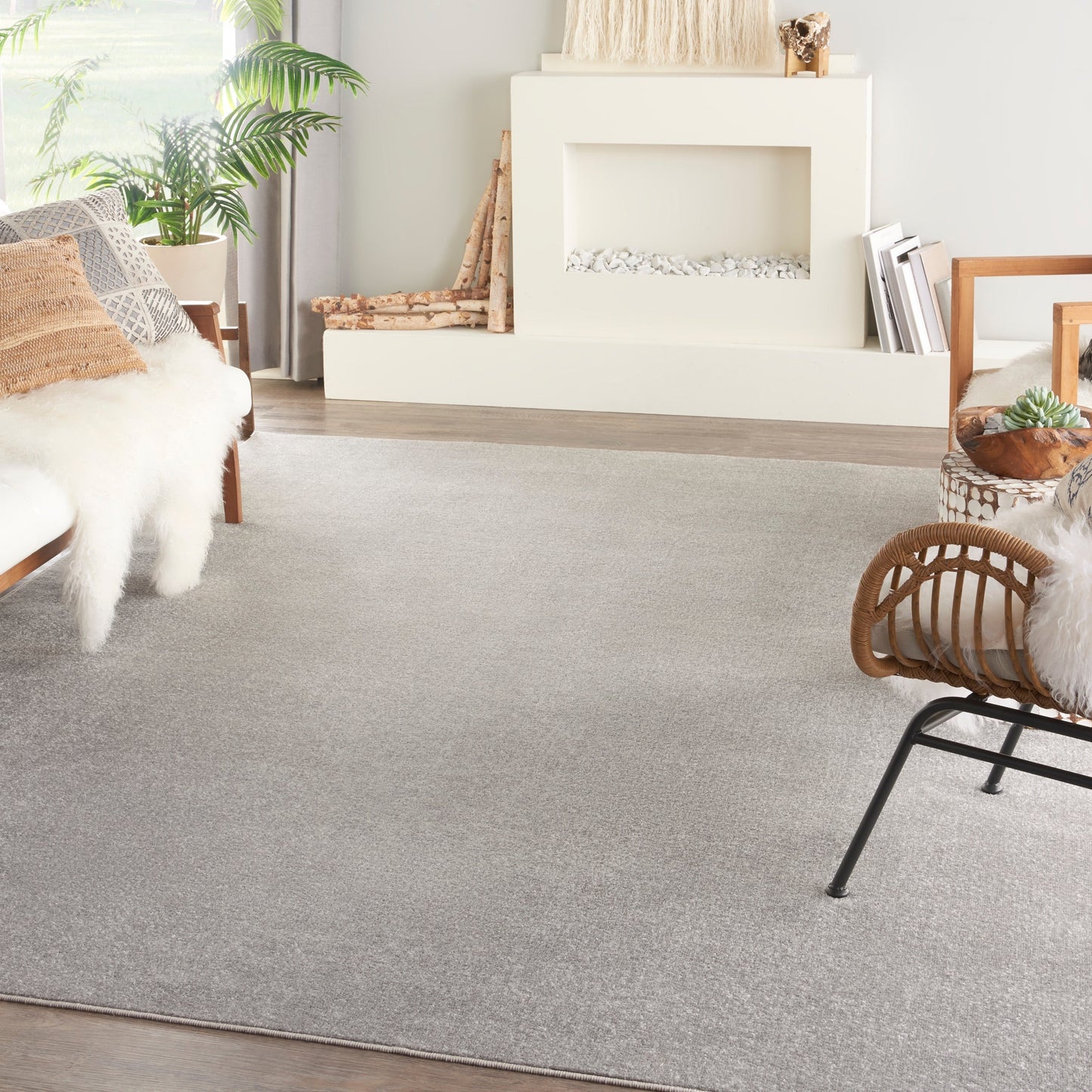 Nourison Essentials Solid Contemporary Indoor/Outdoor Area Rug