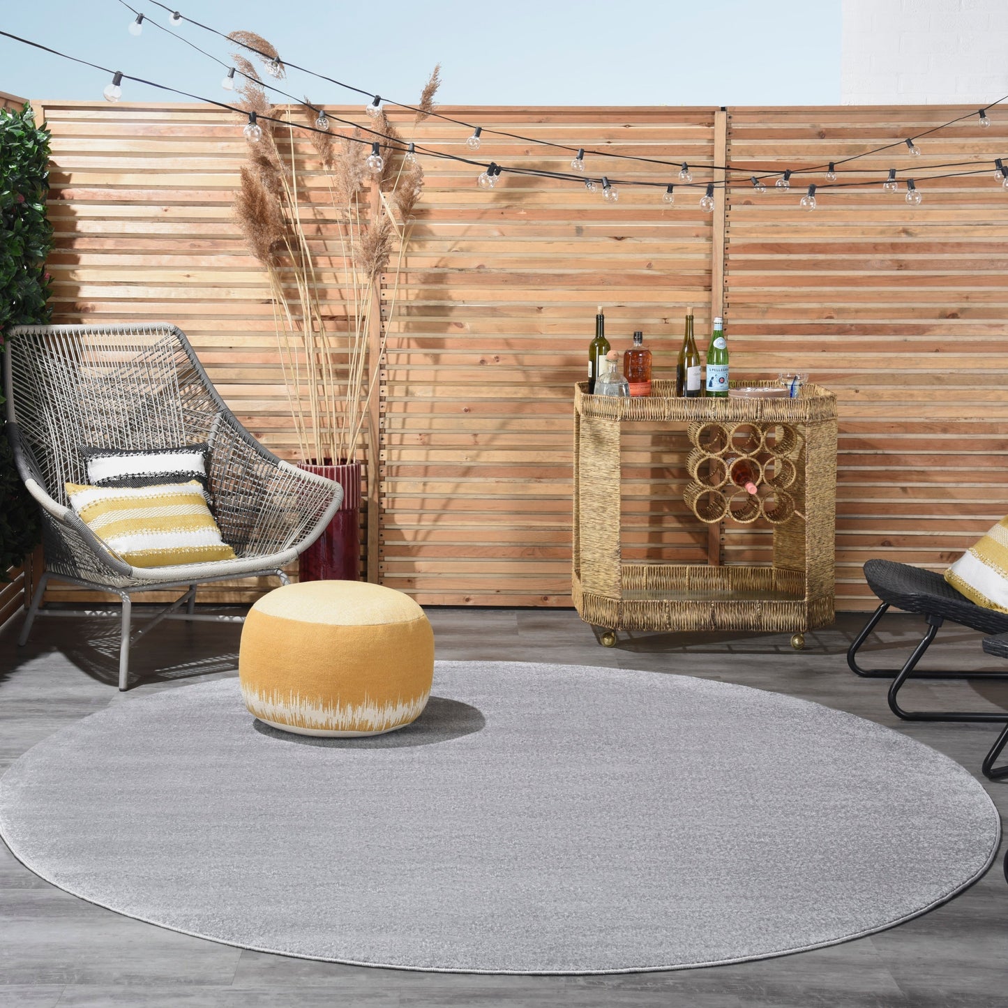 Nourison Essentials Solid Contemporary Indoor/Outdoor Area Rug