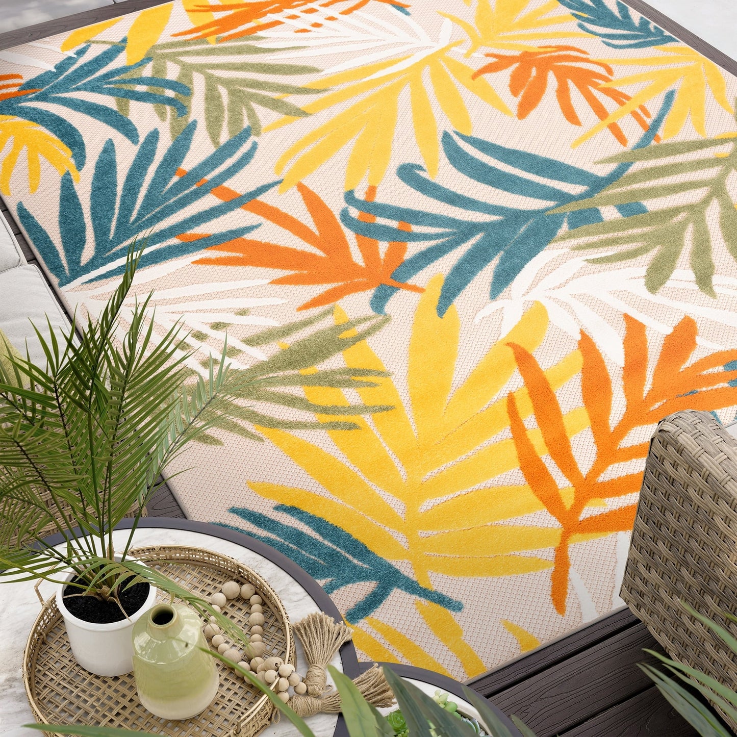 Origin Coastal Floral Indoor/Outdoor Area Rug.