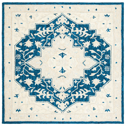 SAFAVIEH Handmade Micro-Loop Selveta Wool Rug