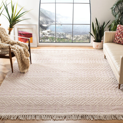 SAFAVIEH Handmade Natura Estel Wool Fringe Rug