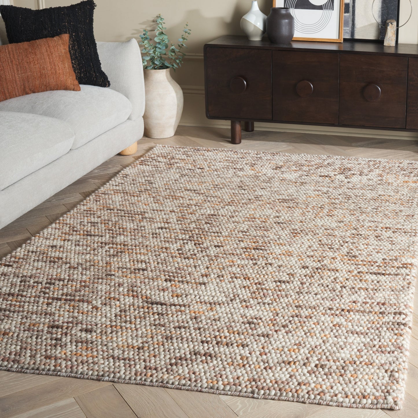 SAFAVIEH Handmade Natura Gonnie Wool Rug