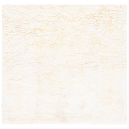 SAFAVIEH Handmade Sheepskin Brittnie Genuine Pelt Rug