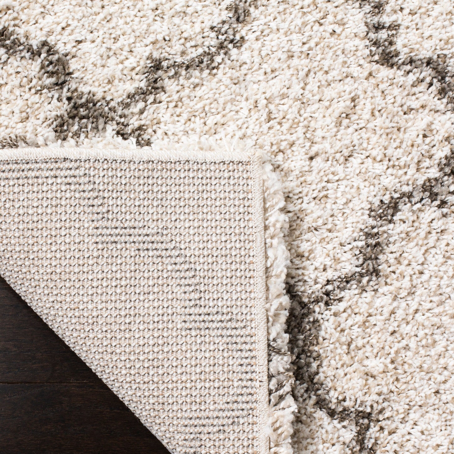 SAFAVIEH Hudson Shag Jeryl Glam Trellis 2-inch Area Rug
