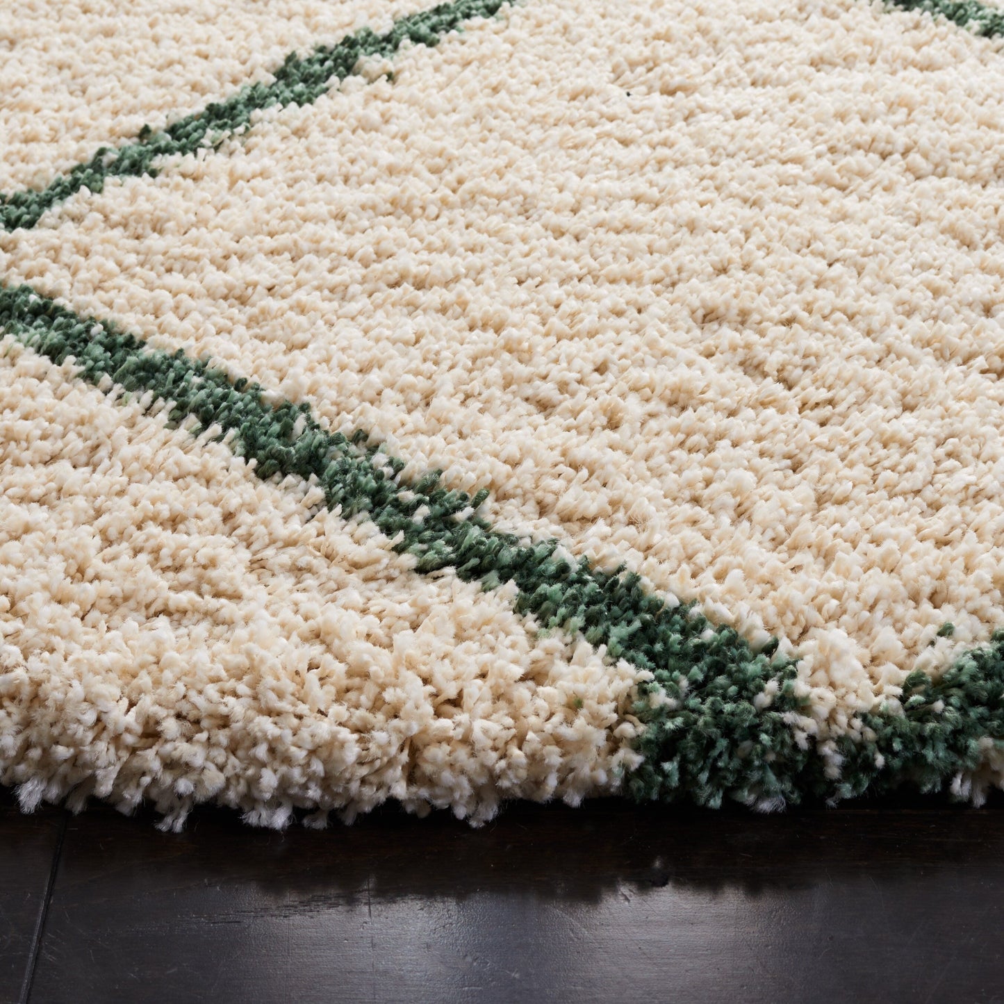 SAFAVIEH Hudson Shag Raili Diamond Trellis 2-inch Thick Rug