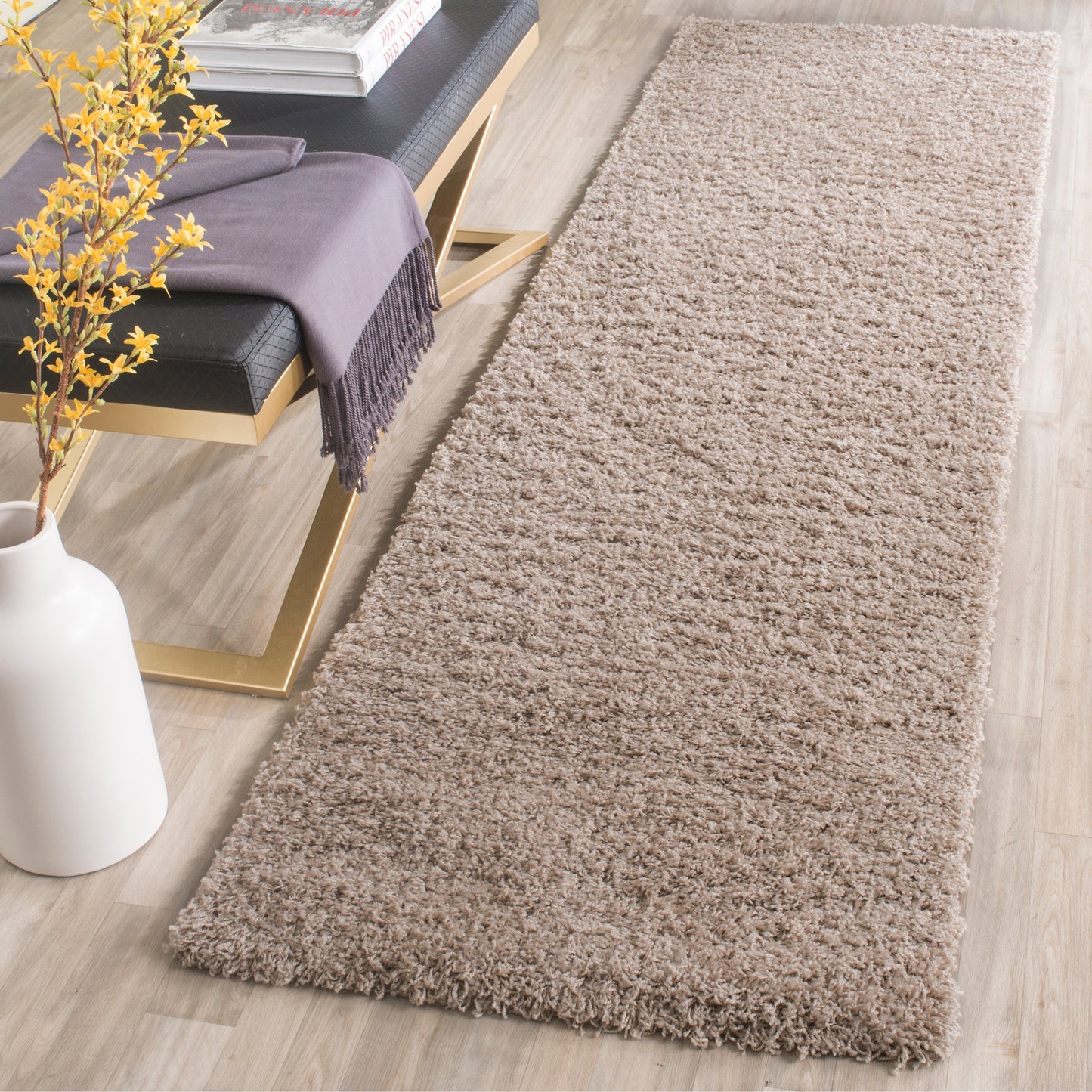 SAFAVIEH Laguna Shag Viroana Solid 2-inch Thick Rug