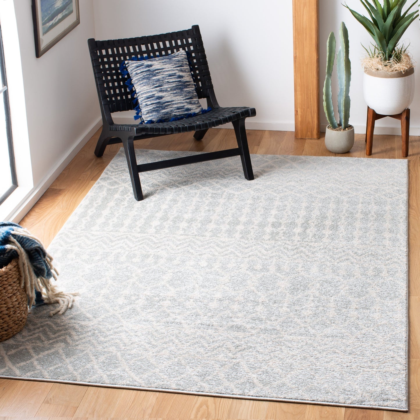 SAFAVIEH Tulum Metta Moroccan Boho Tribal Rug