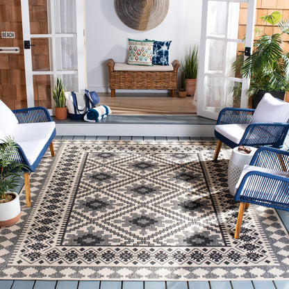 SAFAVIEH Veranda Rita Indoor/ Outdoor Waterproof Patio Backyard Rug