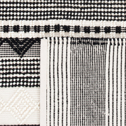 SAFAVIEH, Handmade Natura Paladia Wool Rug