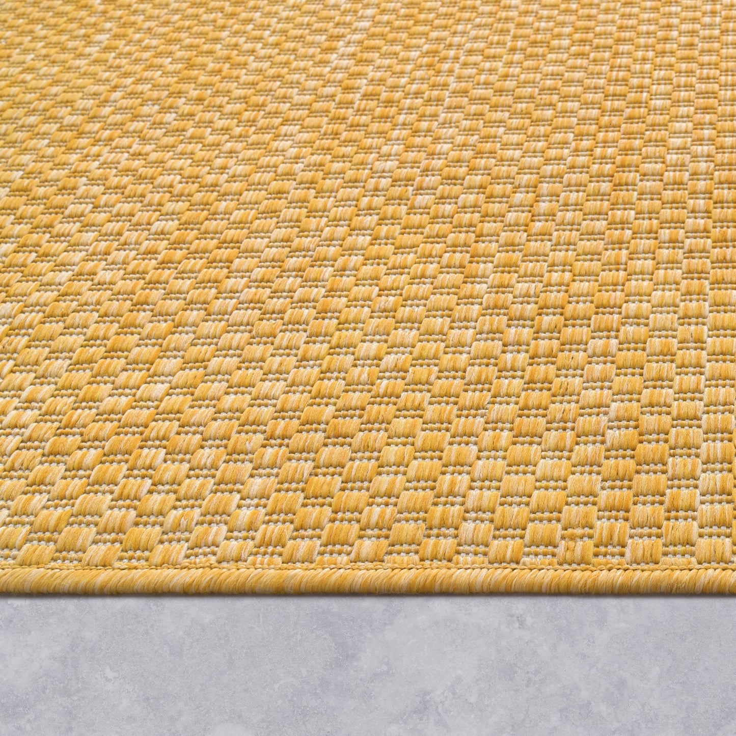 Variegated Waterproof Outdoor Rug for Patio